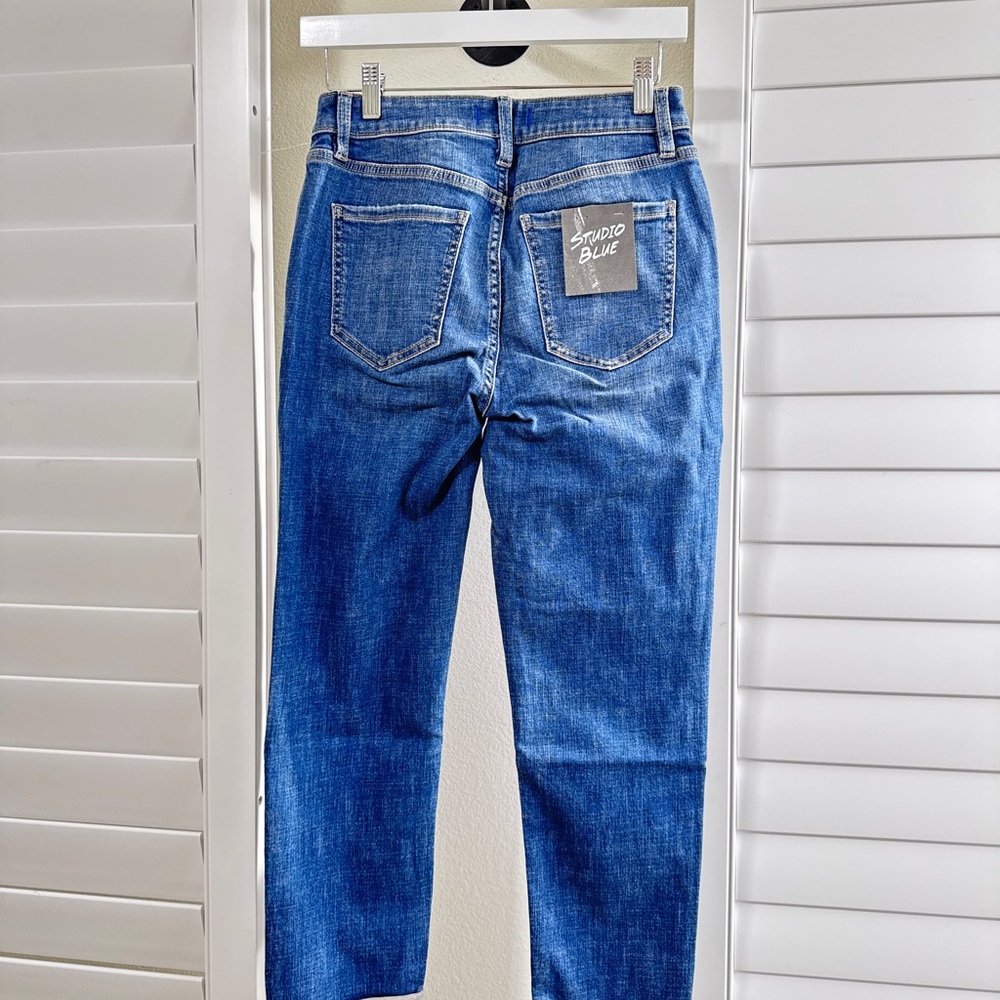 Stitch Fix. Size 27. Women's Blue Jeans - Picture 5 of 11